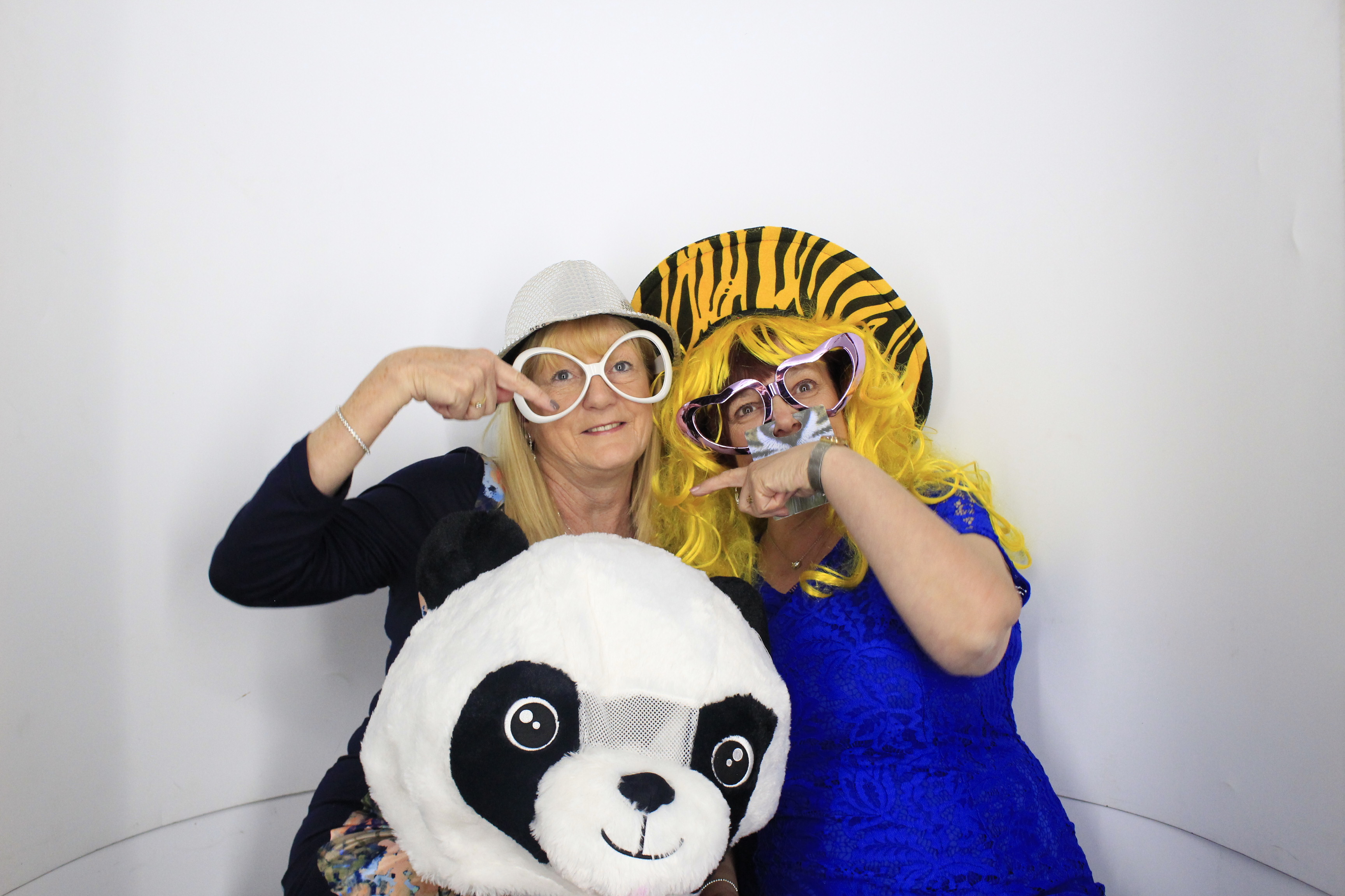 Mail Metro Media | View more photos from the event at gallery.myphotoboothexperience.co.uk/u/MyPhotoBoothExperienceLtd/Mail-Metro-Media